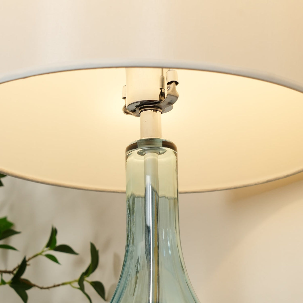 Celanelia Tischleuchte aus Glas