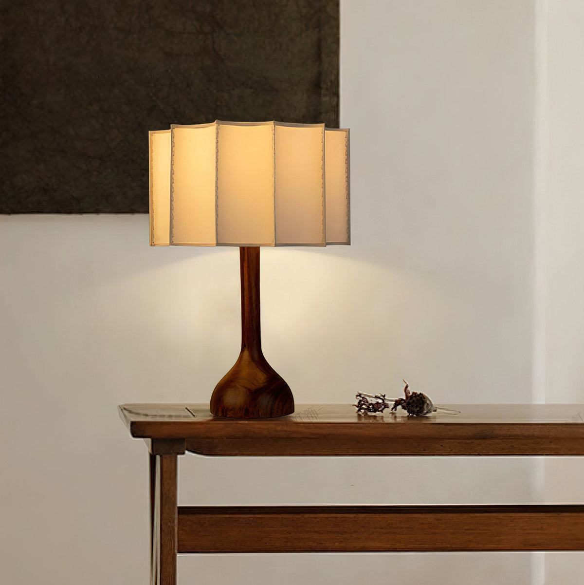 Livenq Tischleuchte aus Holz und Stoff im Retro-Stil