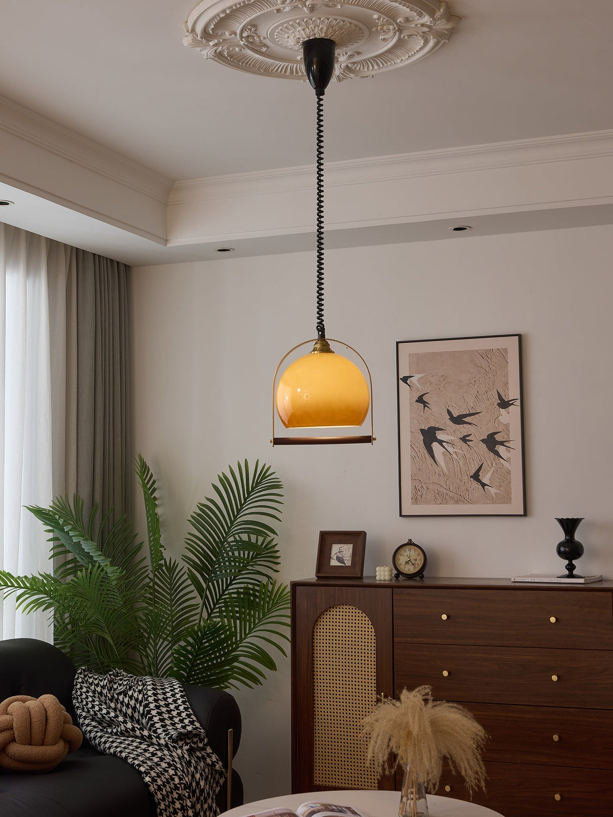 Halcyon zeitgenössische minimalistische Bogen-Holz-Pendelleuchte