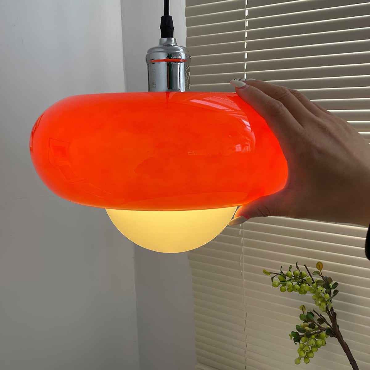 Liorisira skandinavische Kunstglas-Pendelleuchte