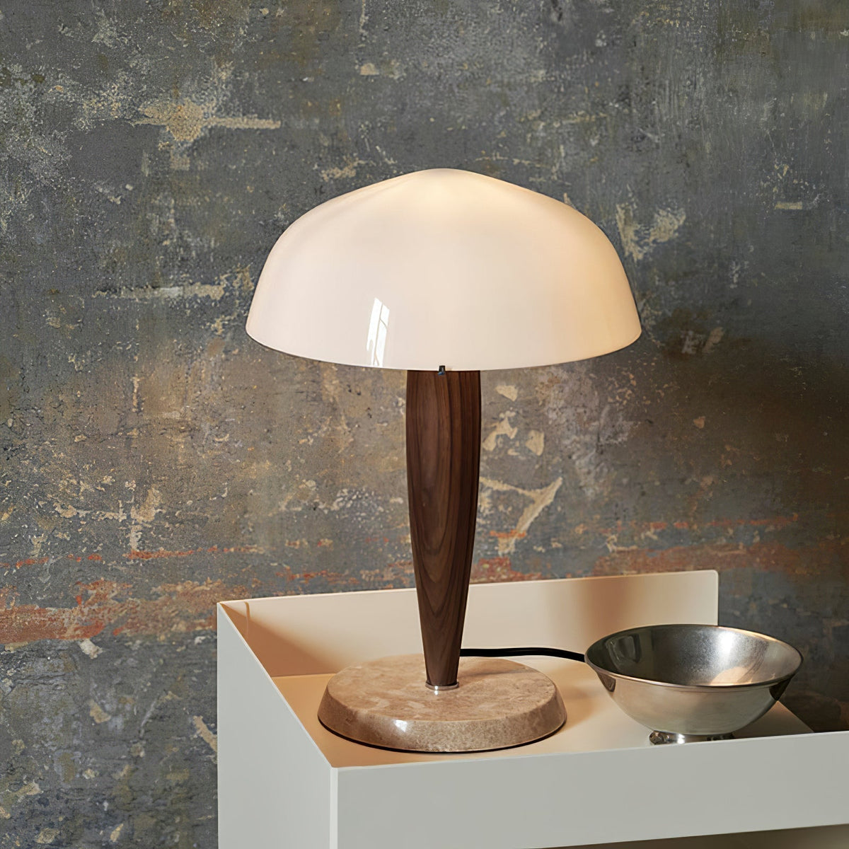 Emerson Tischleuchte aus Holz
