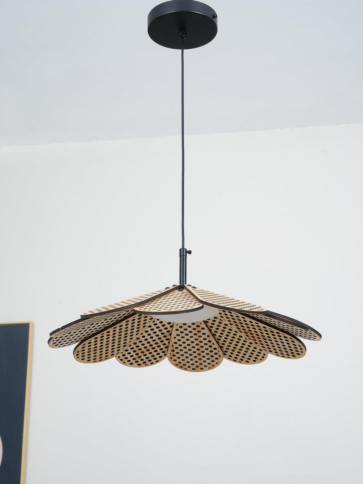 Zevarus Pendelleuchte im nordischen Wabi-Sabi-Stil aus Holz