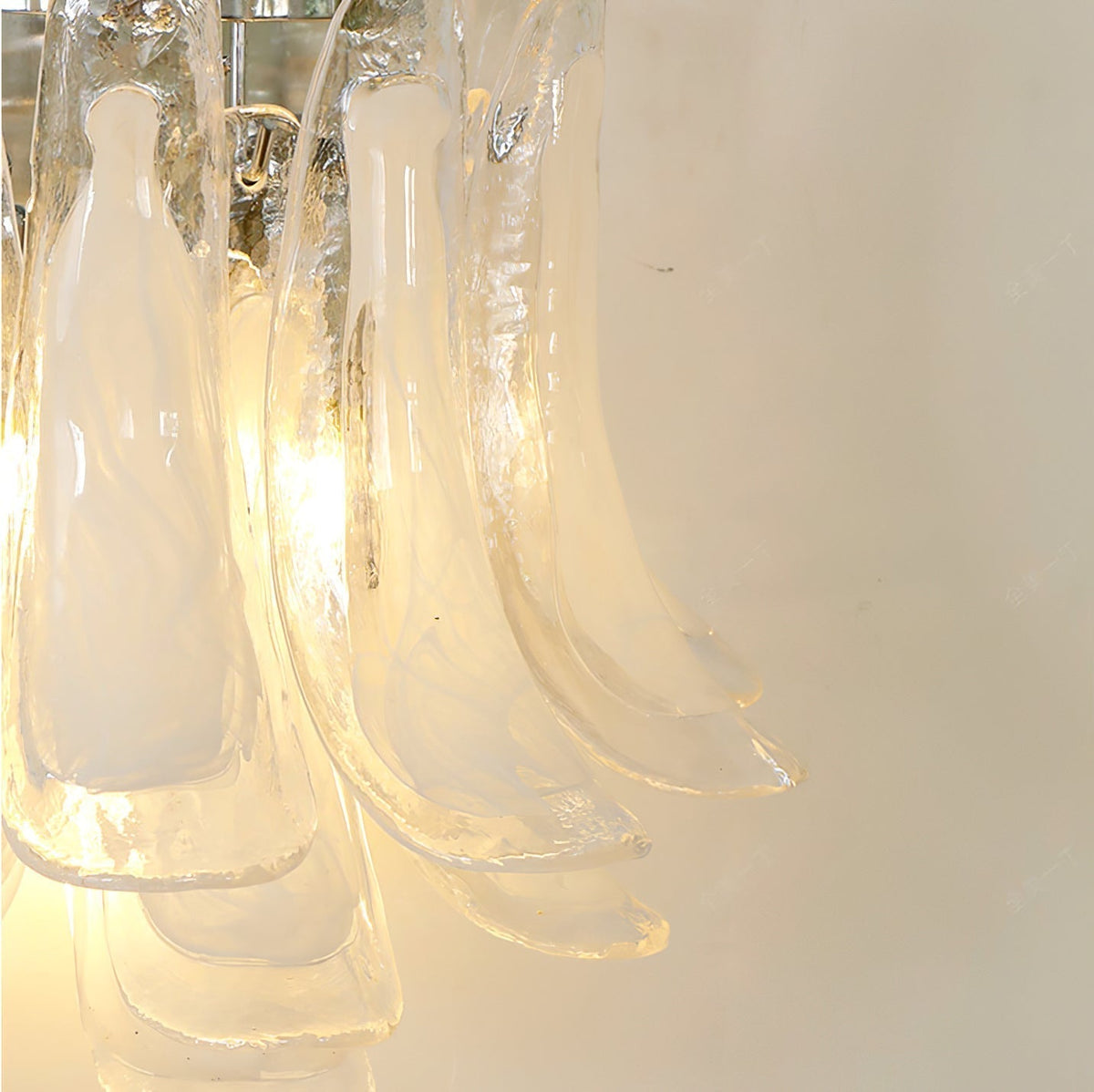Celarelle Wandleuchte Petal Glas Hufeisenform Minimalistisch