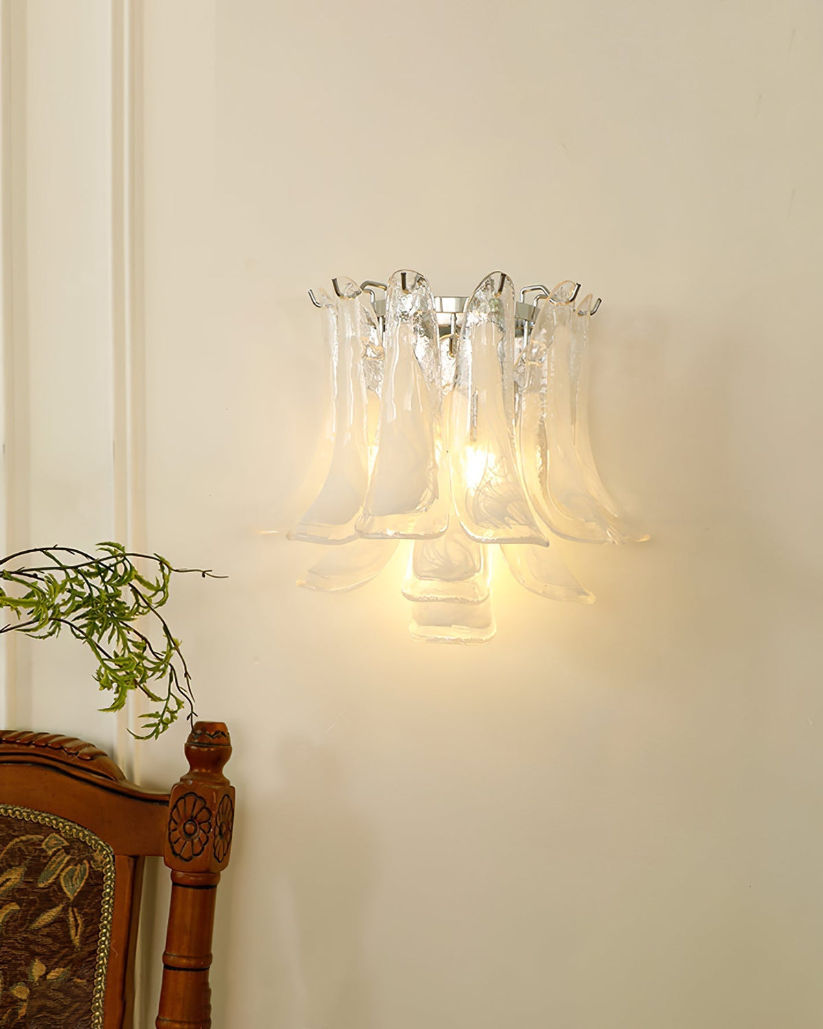 Celarelle Wandleuchte Petal Glas Hufeisenform Minimalistisch