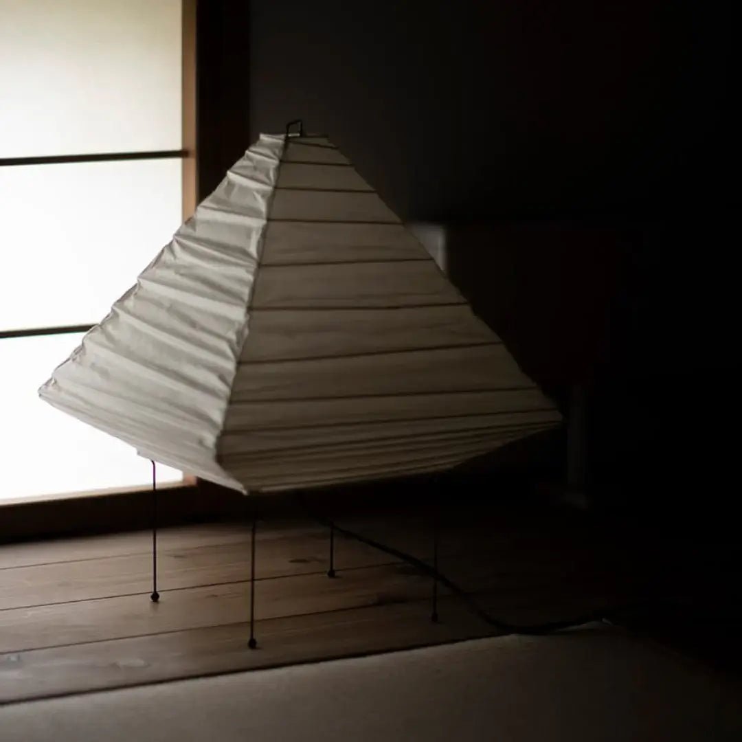 Elioi Tischlampe aus Reispapier in Japanischem Stil