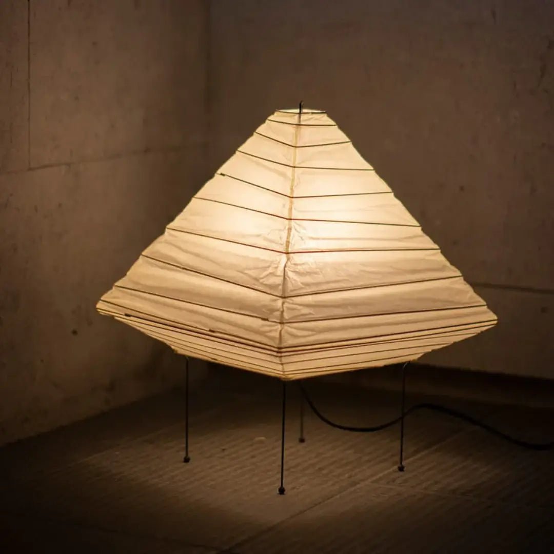 Elioi Tischlampe aus Reispapier in Japanischem Stil
