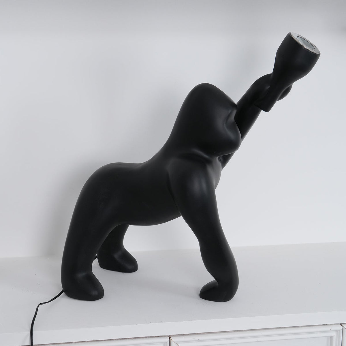 Zasolil Kunstharz Gorilla Stehleuchte