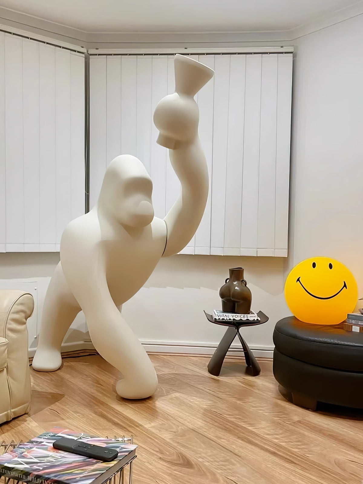 Zasolil Kunstharz Gorilla Stehleuchte