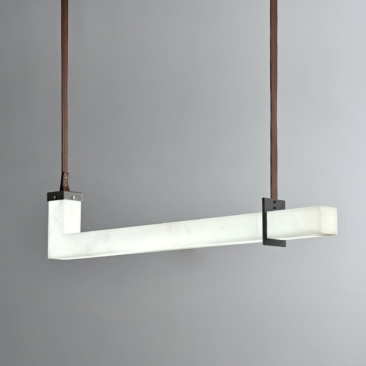 Nivienne lineare Pendelleuchte aus Alabaster