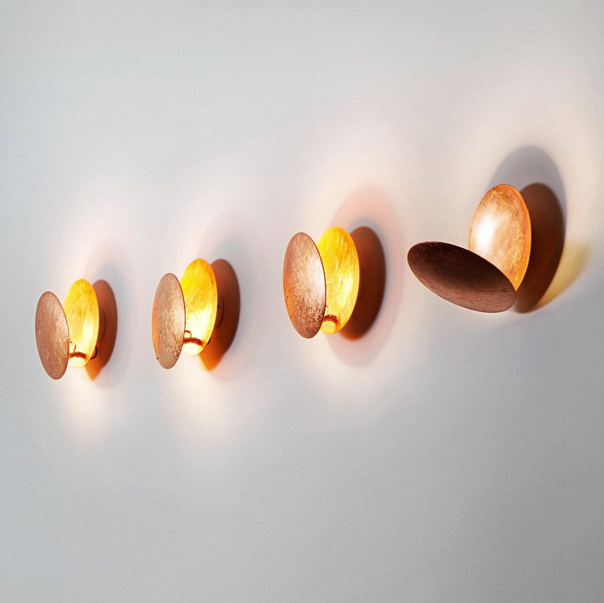 Fioris zeitgenössische minimalistische Kunst-Wandleuchte