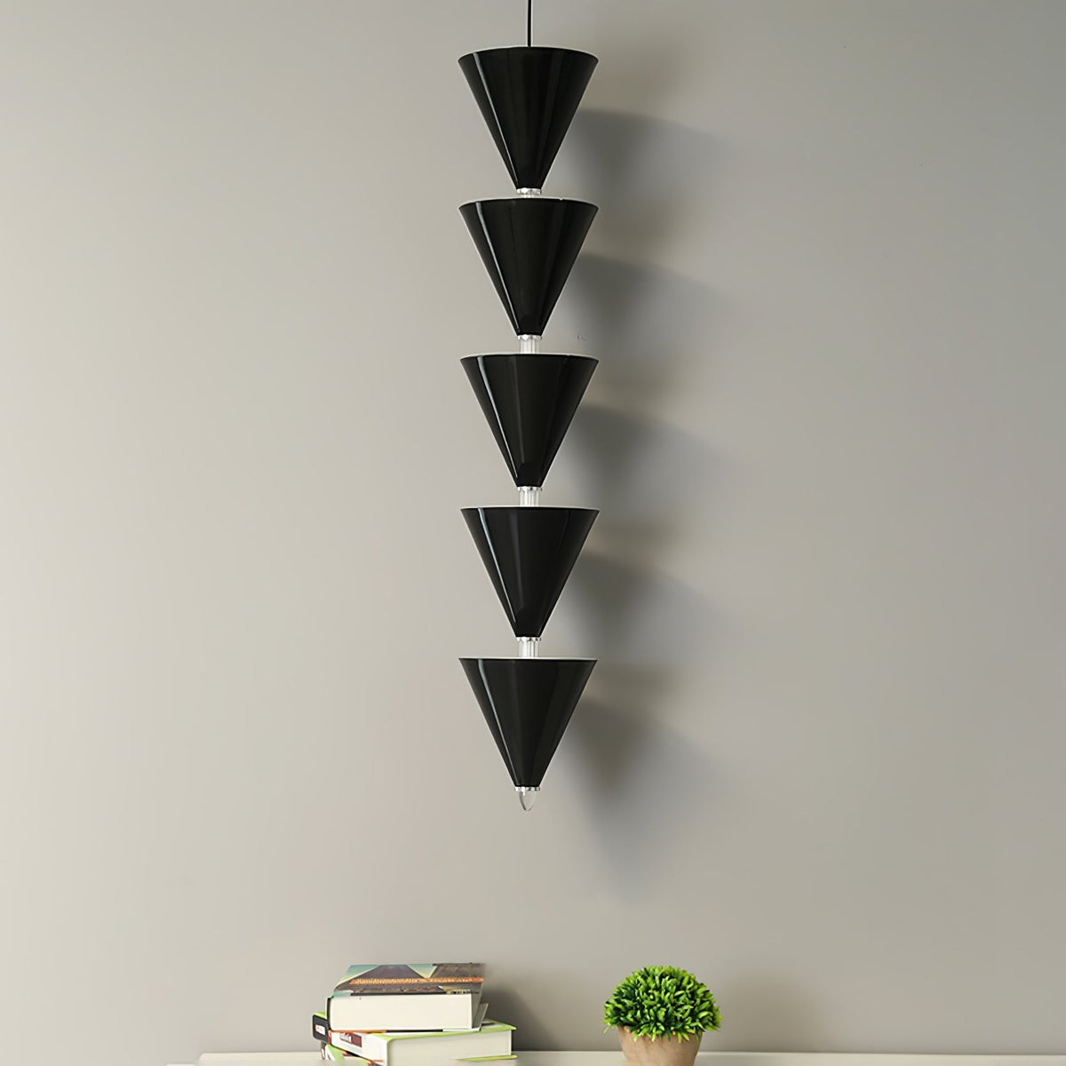 Yrathen zeitgenössische minimalistische Pendelleuchte