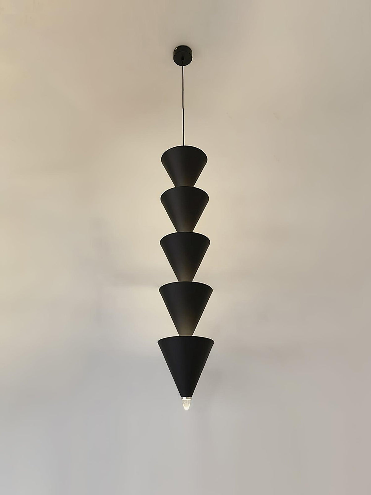 Yrathen zeitgenössische minimalistische Pendelleuchte
