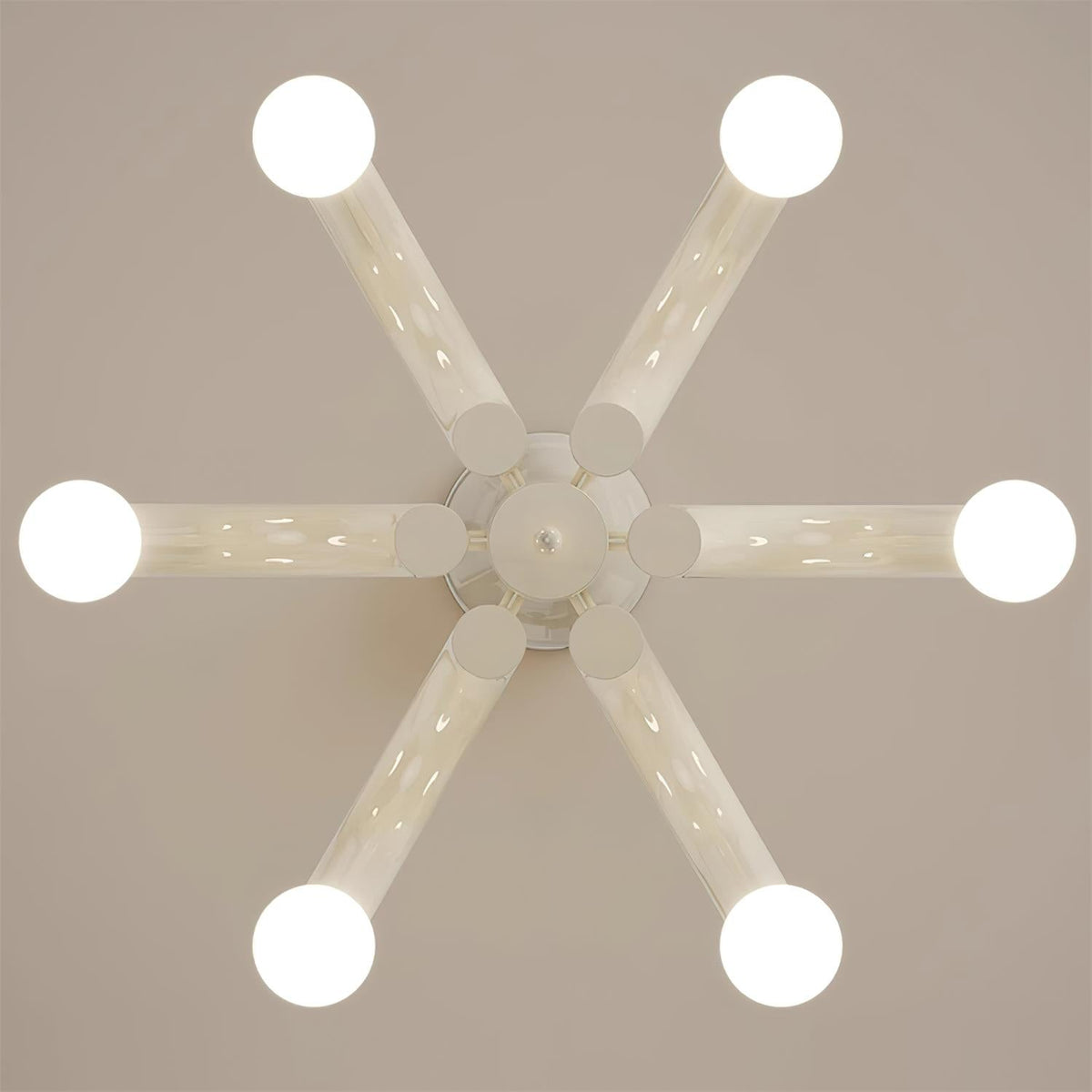 Fivelle Kronleuchter in Creme mit mehreren Armen im zeitgenössischen Stil