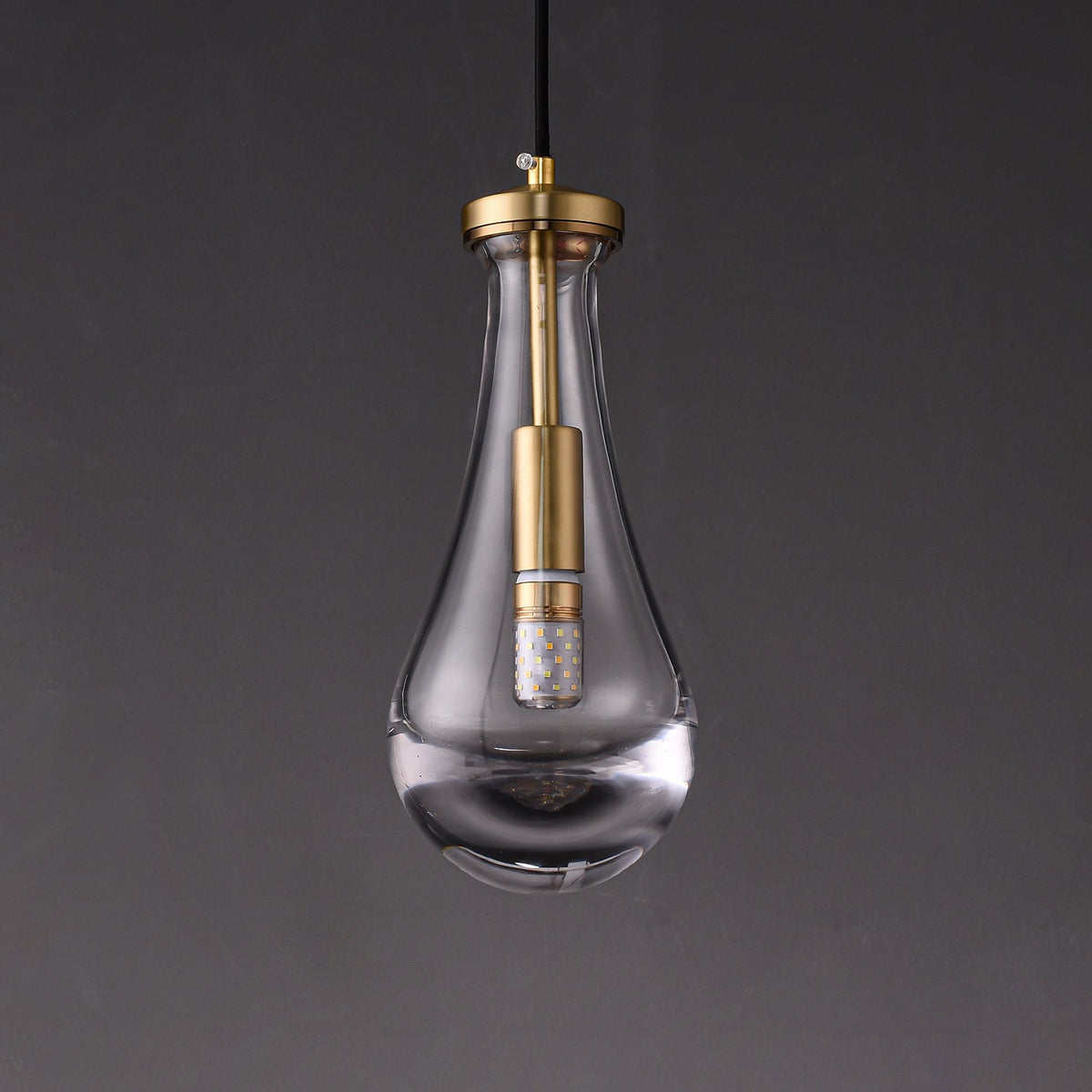 Votheor zeitgenössische minimalistische Messing-Glas-Pendelleuchte