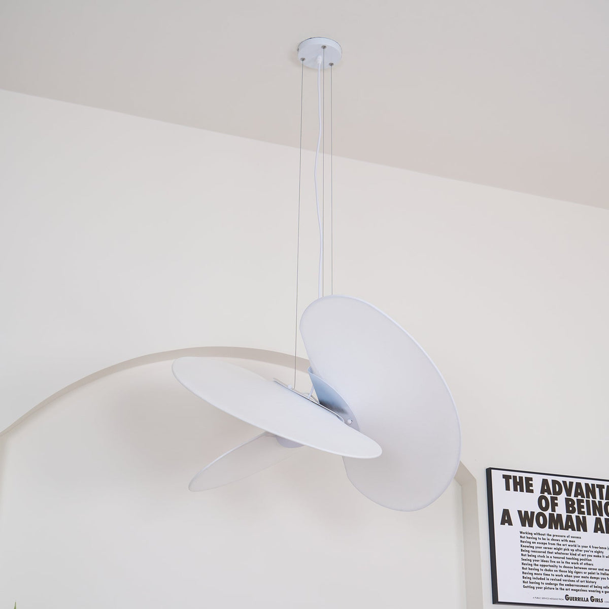 Whirl moderne Pendelleuchte aus Stoff