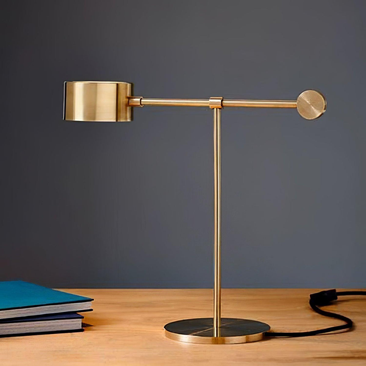 Aveneina Tischlampe für den Schreibtisch