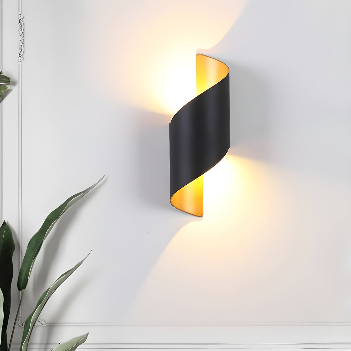 Yoji zeitgenössische minimalistische Wandleuchte
