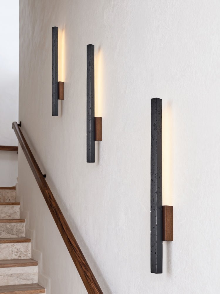 Juna Slim Schwarzer Travertin Linear Wandleuchte