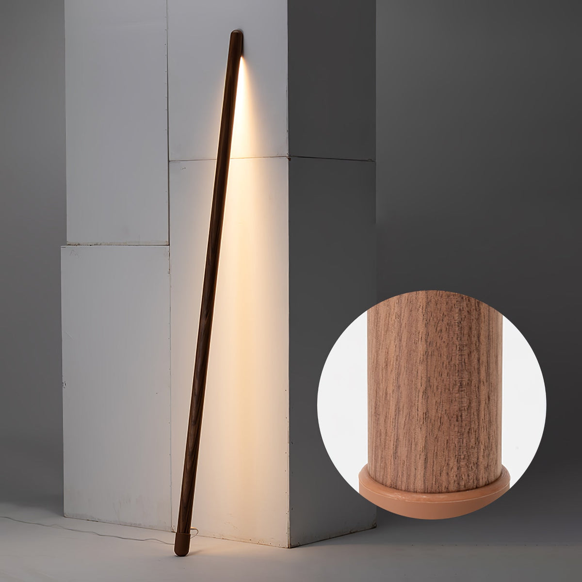 Echo lineare Stehleuchte aus Holz in Holz
