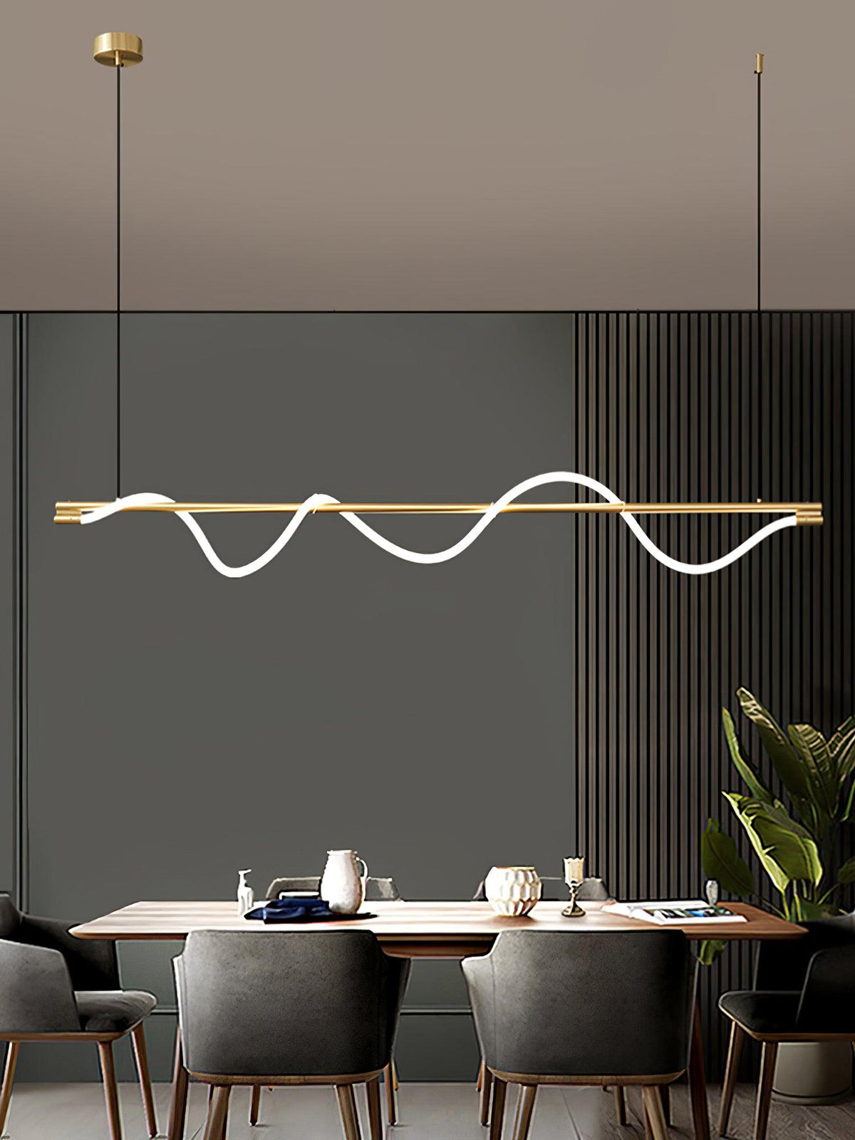 Pulse Minimalistische Pendelleuchte aus Messing