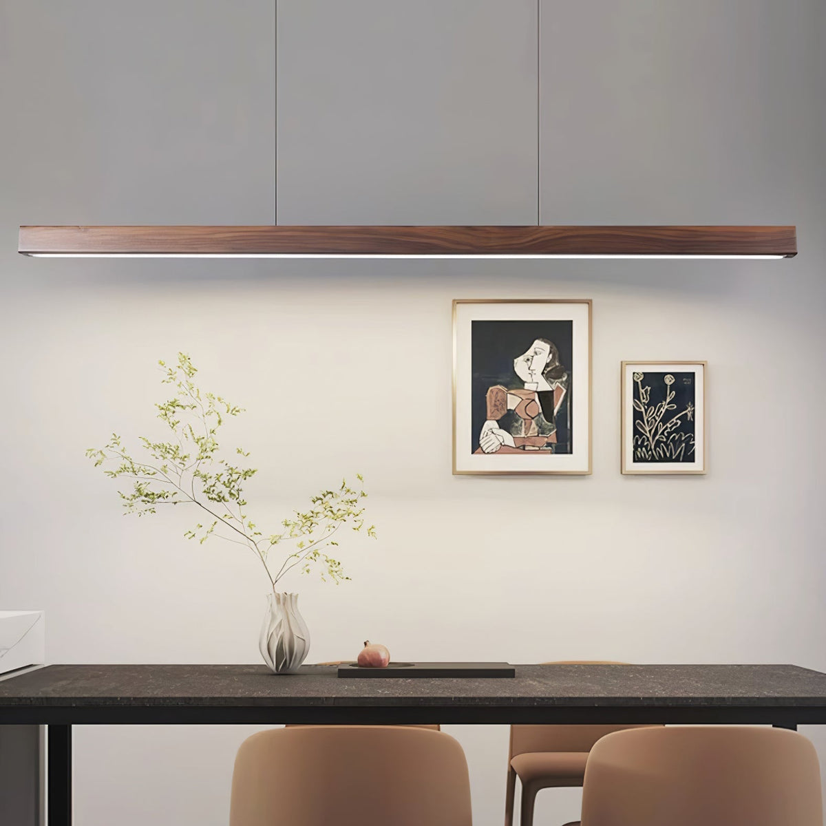 Rinalina lineare minimalistische Pendelleuchte aus Holz in Holz
