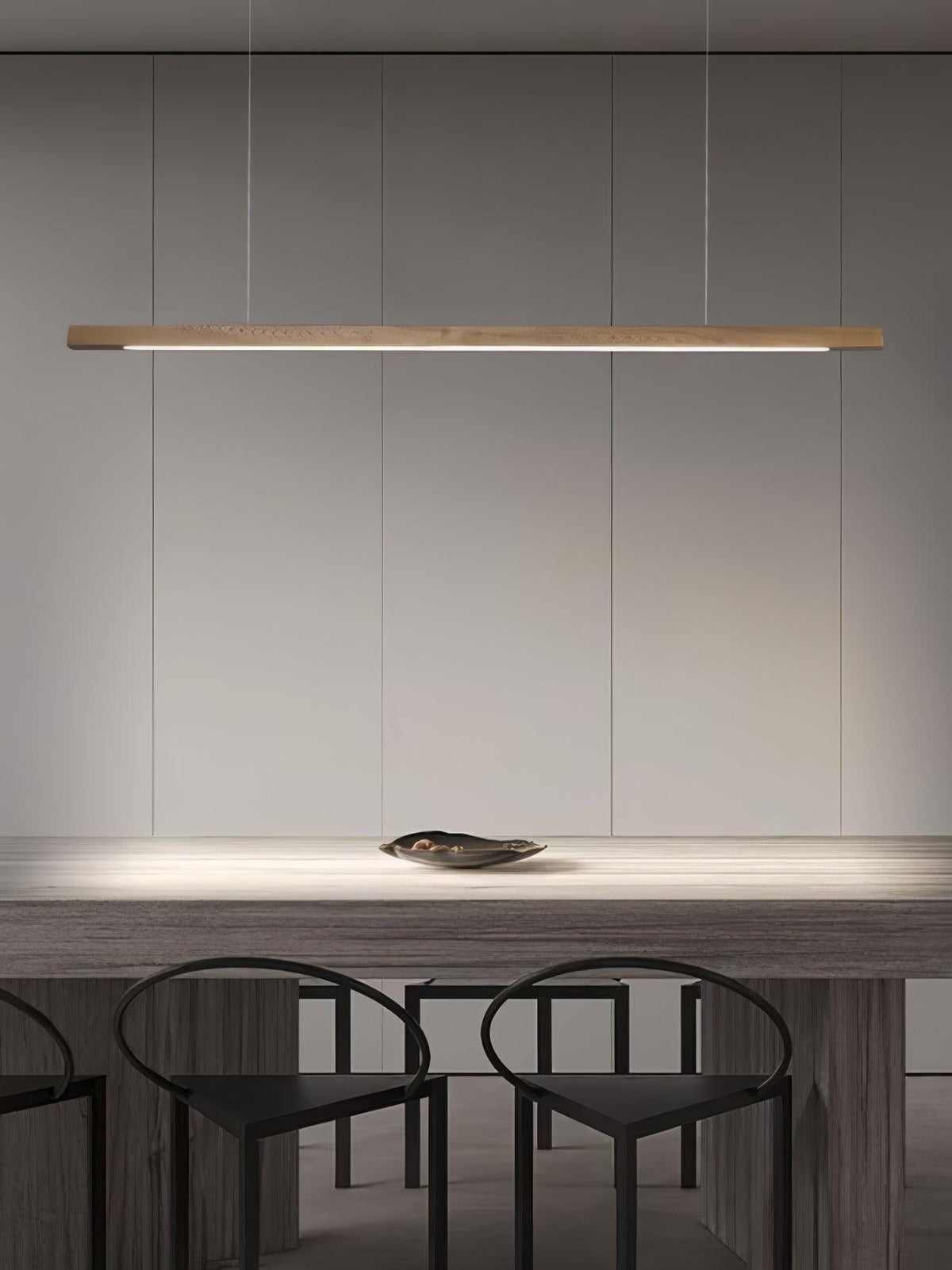 Aro lineare Pendelleuchte aus Holz