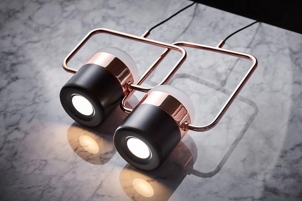 Lirael Pendelleuchte verstellbar aus Glas mit Messing