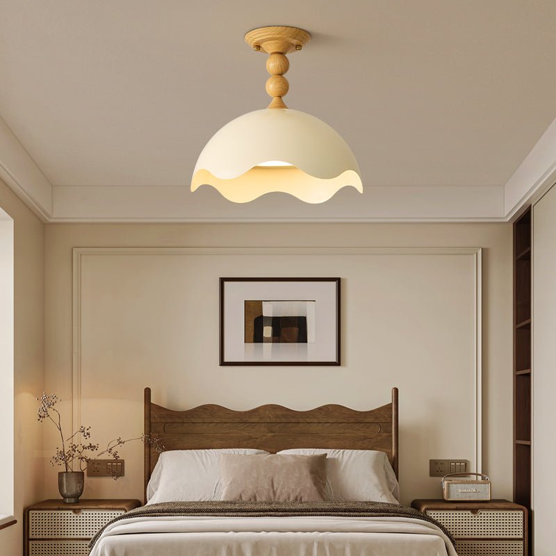 Noriraine Deckenleuchte mit geschwungenem Rand und Beige