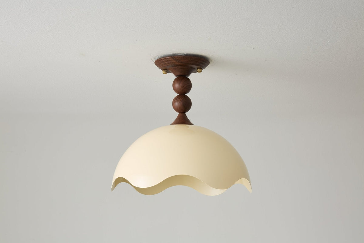 Noriraine Deckenleuchte mit geschwungenem Rand und Beige