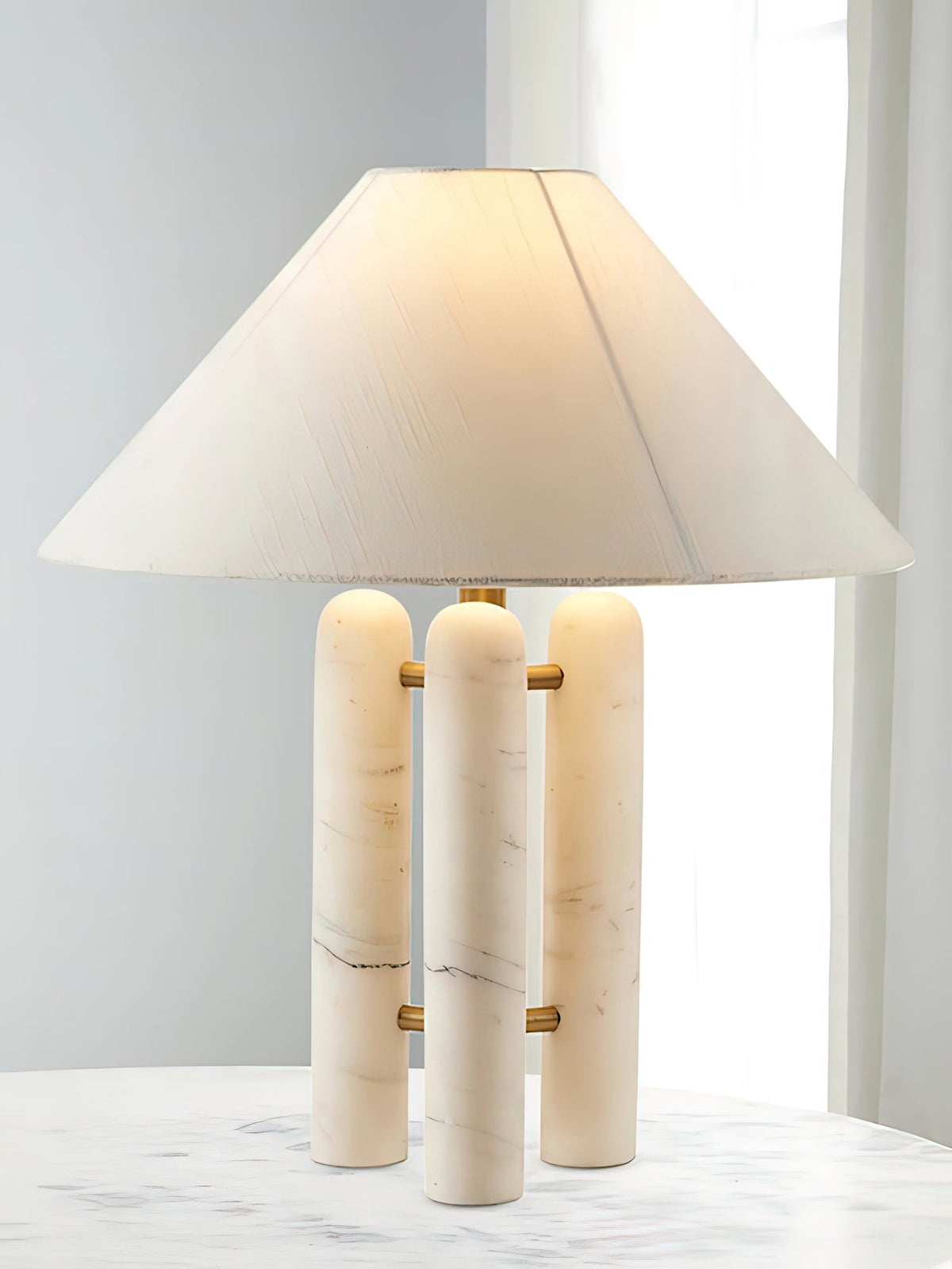 Trio Tischleuchte aus Marmor im modernen Stil