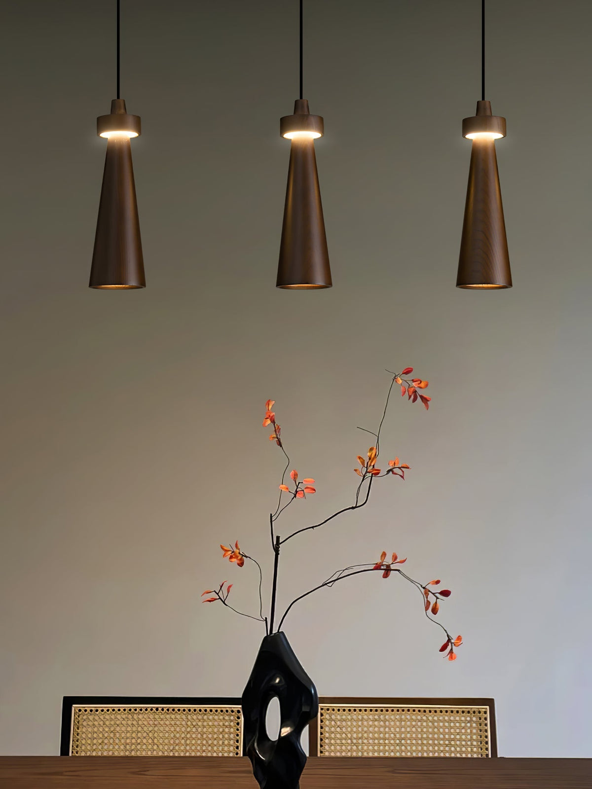 Tesno Minimalistische Pendelleuchte aus Holz