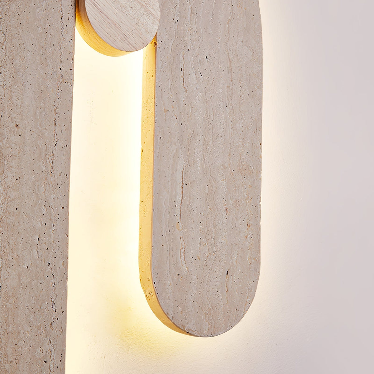 Ithaus Travertine-Wandleuchte