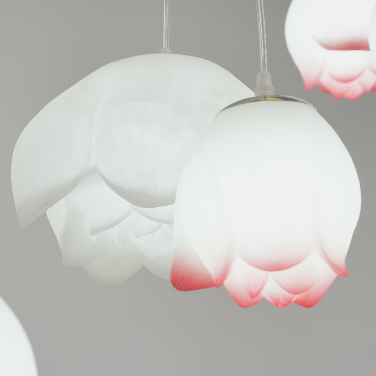 Rivinira Kronleuchter Lotus Floral Pendelleuchte Pink Weiß 7-Light