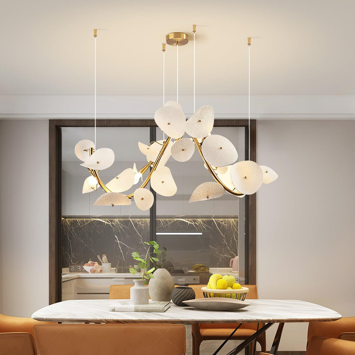 Jorlen Kronleuchter moderne Eleganz aus Keramik mit Blütenblatt-Design