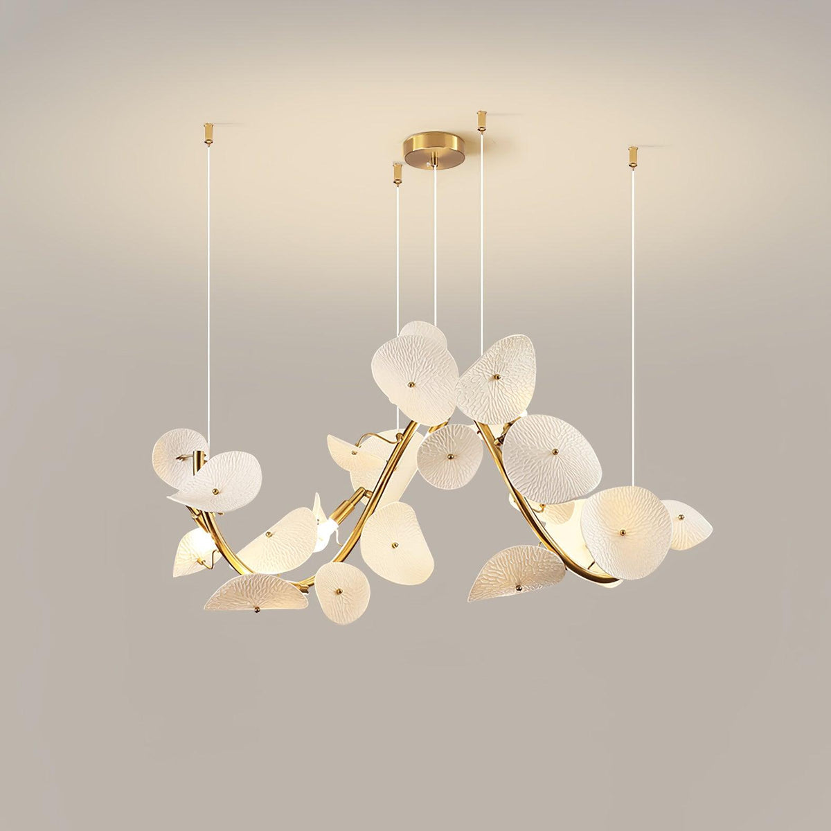 Jorlen Kronleuchter moderne Eleganz aus Keramik mit Blütenblatt-Design