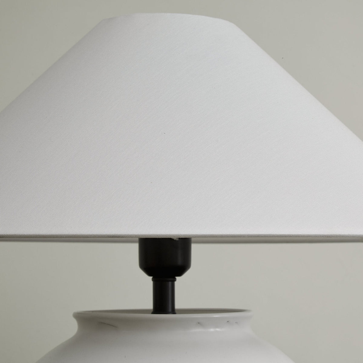 Serinina Classic Tischleuchte aus Stoff