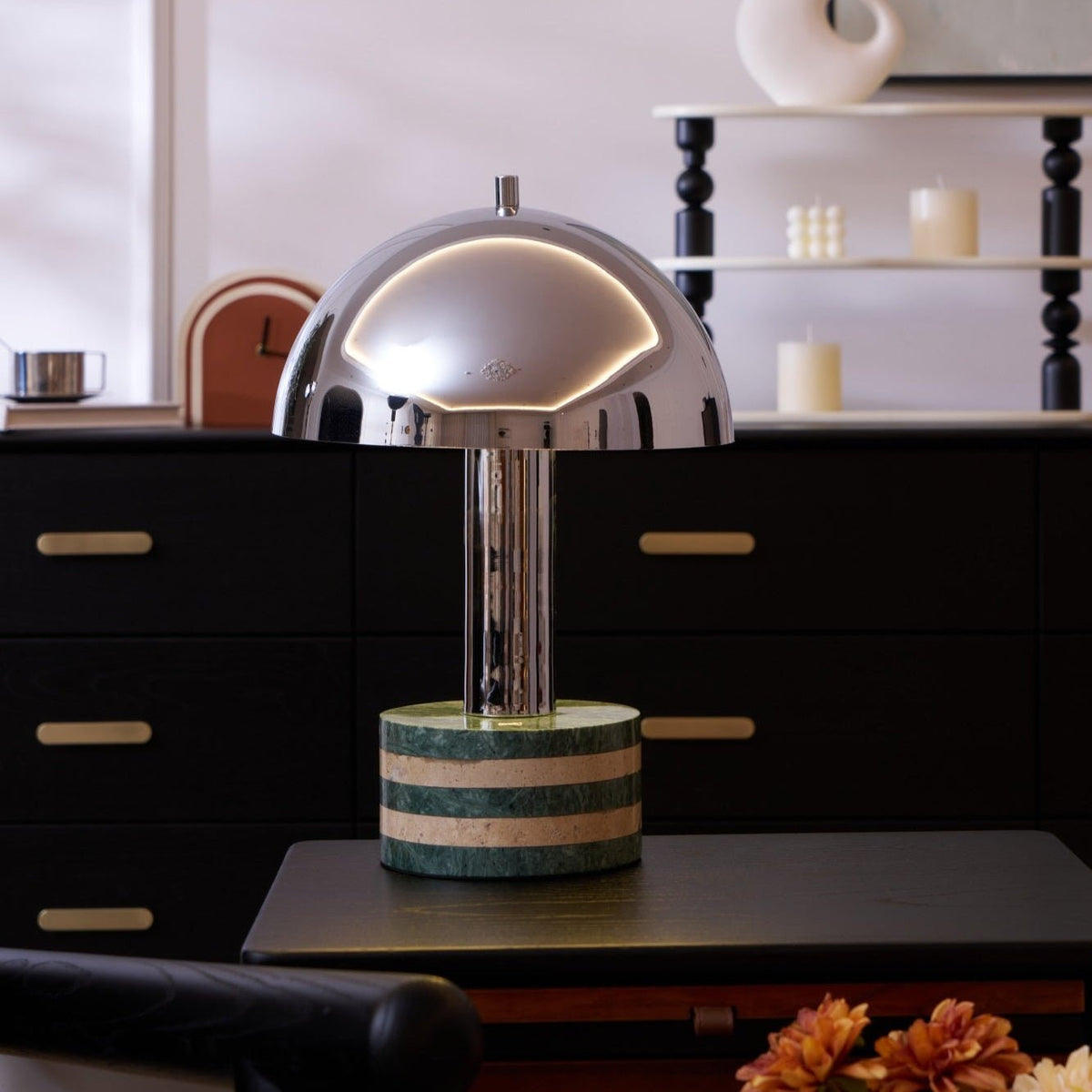 Strata Minimalistische Marmor-Tischleuchte in Grau & Beige