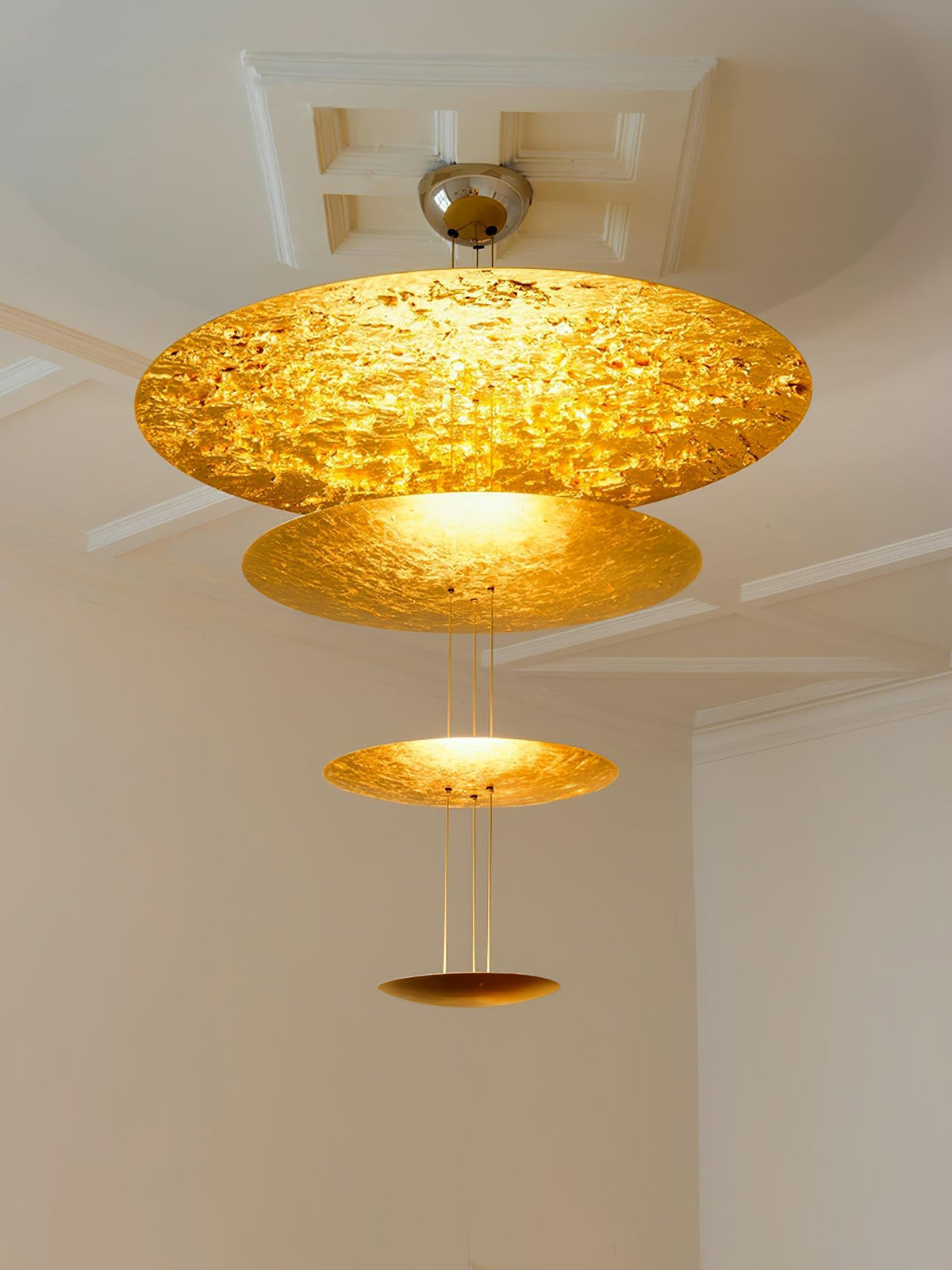 Phelion mehrschichtige Pendelleuchte aus Goldfolie