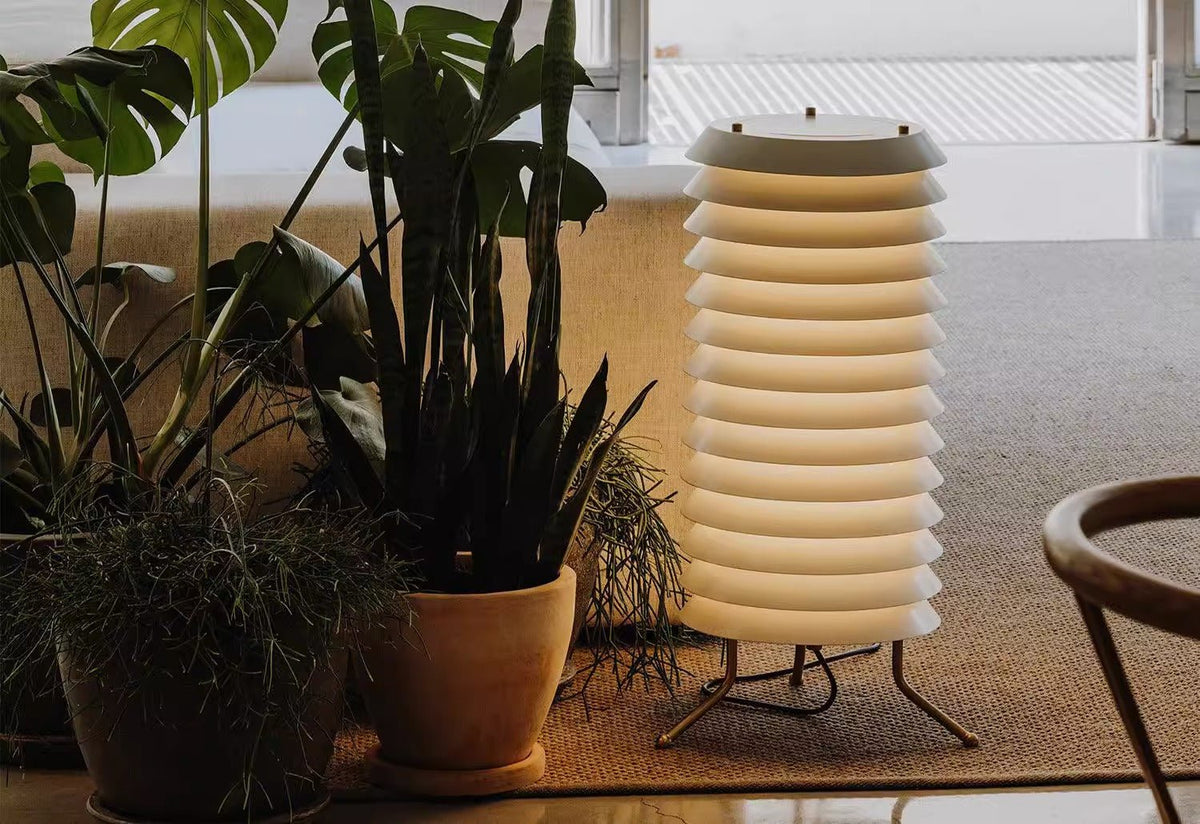 Orelelette Gitter-Design Skandinavische Tischleuchte