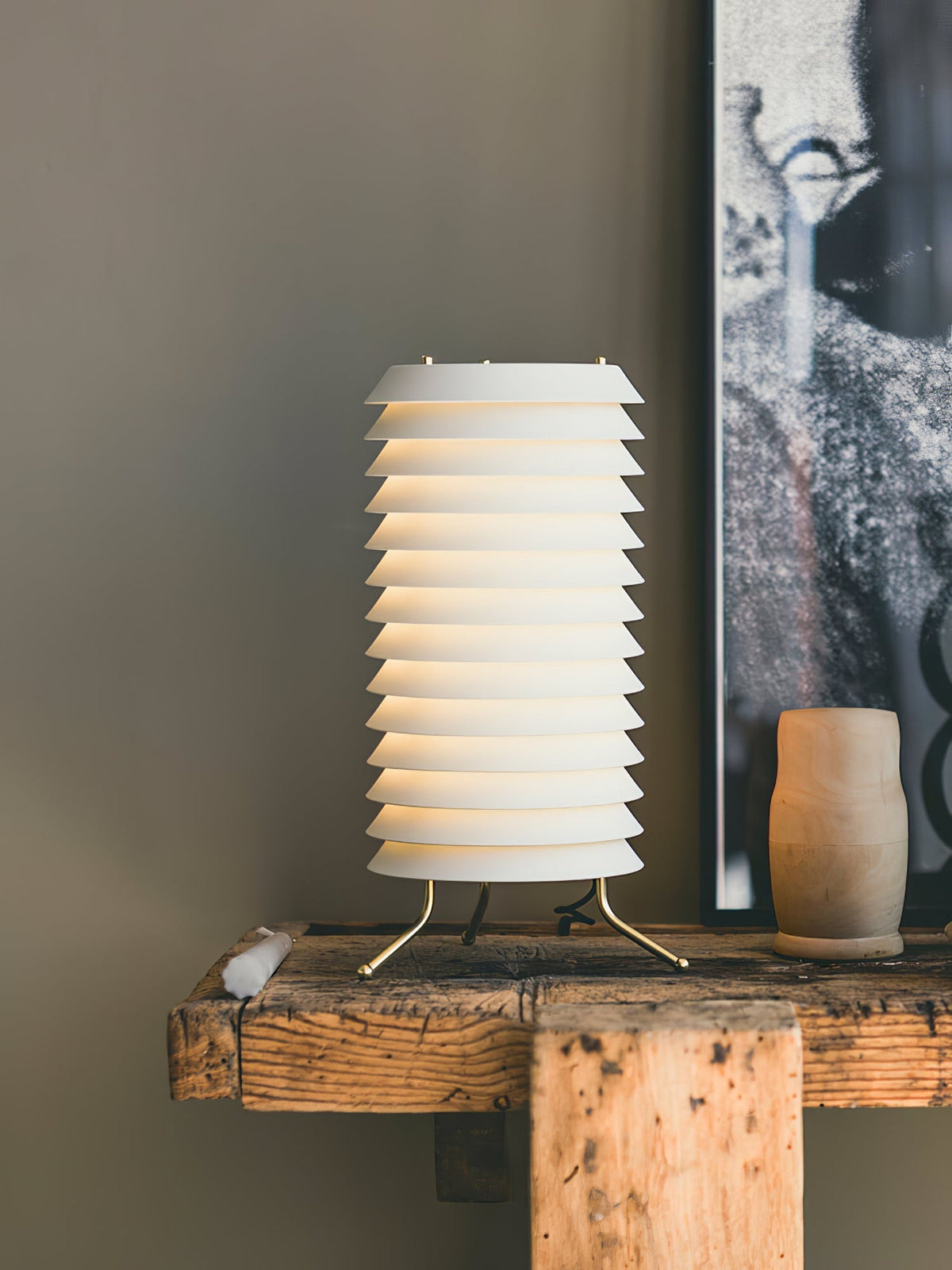 Orelelette Gitter-Design Skandinavische Tischleuchte