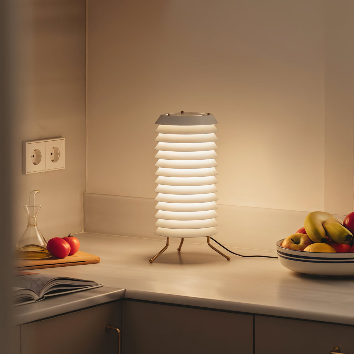 Orelelette Gitter-Design Skandinavische Tischleuchte