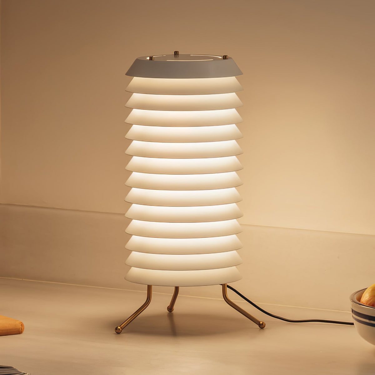 Orelelette Gitter-Design Skandinavische Tischleuchte