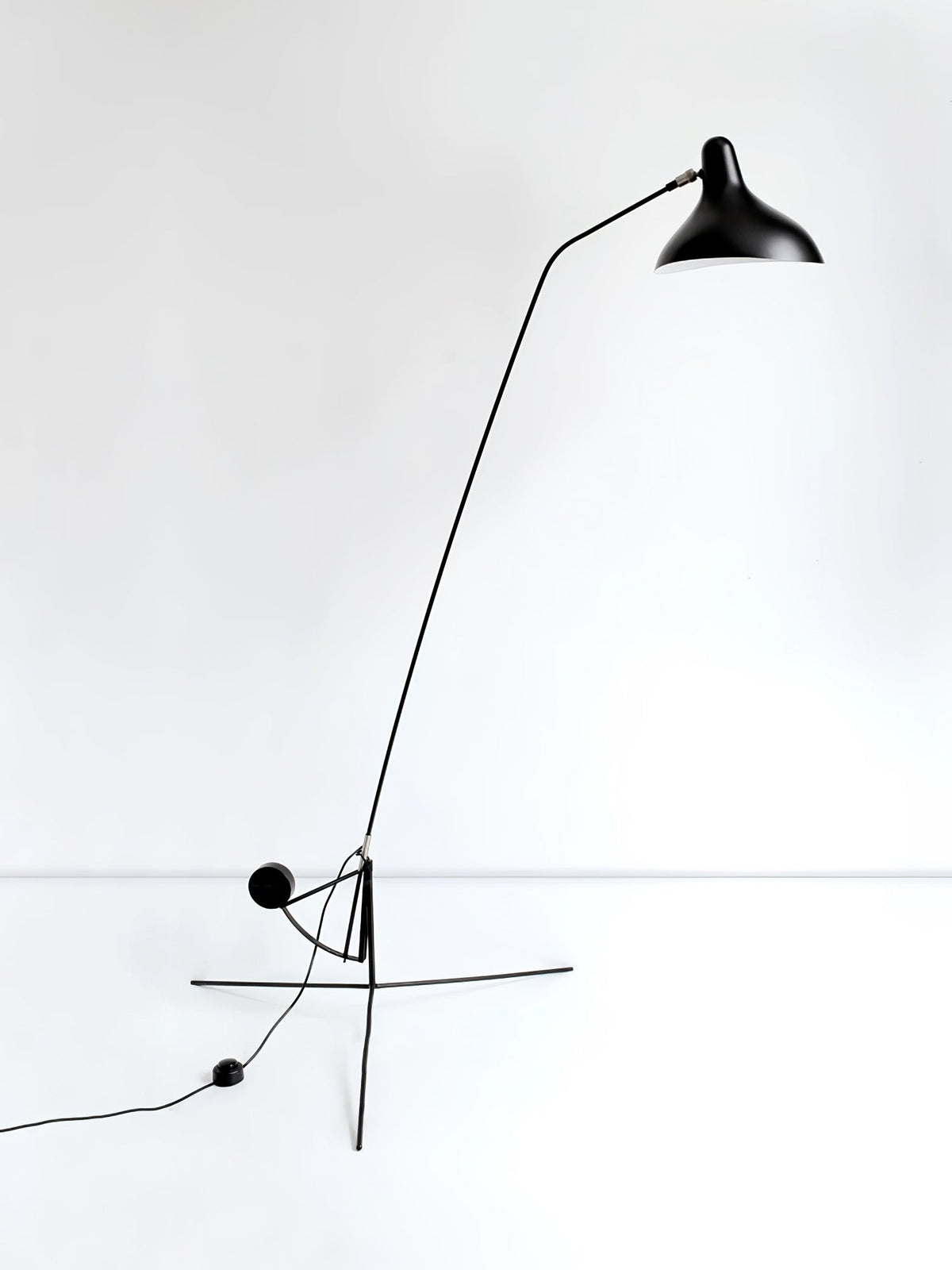 ArcMotion Mantis Arm Stehleuchte