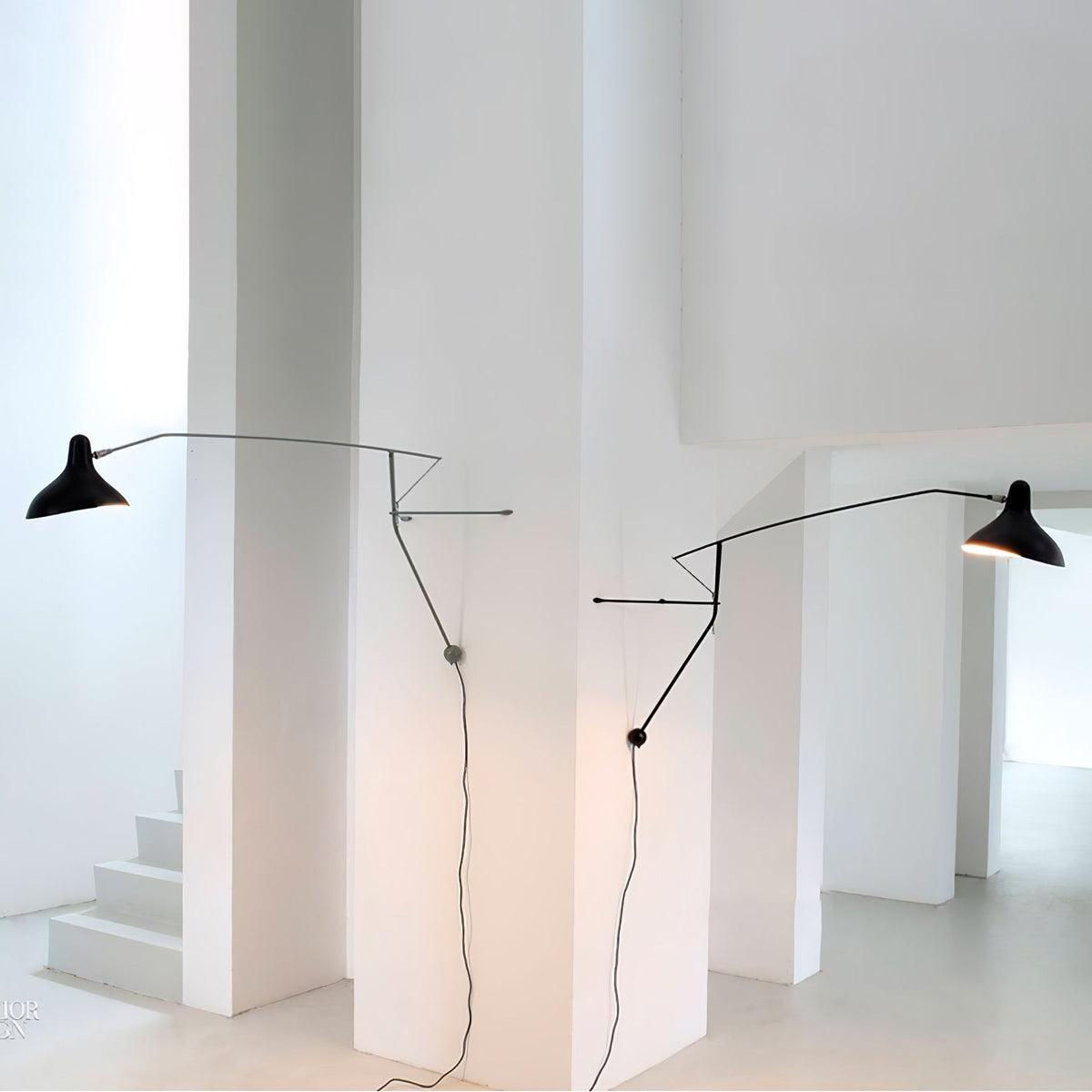 Ivsolarae zeitgenössische minimalistische Arm-Wandleuchte
