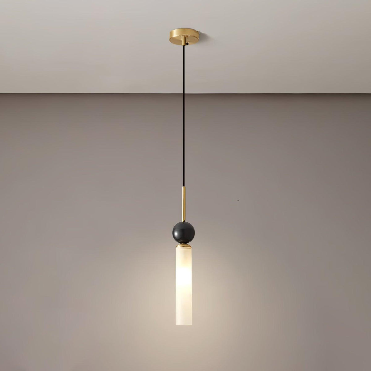 Petueria Minimalistische Pendelleuchte aus Marmor