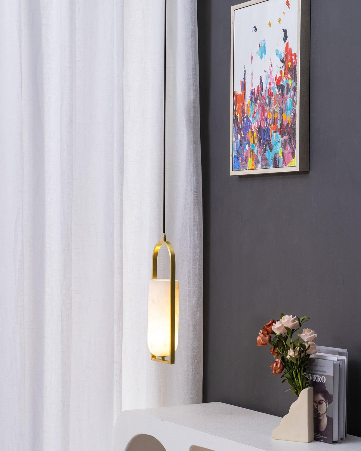 Svala Arch Alabaster Pendelleuchte