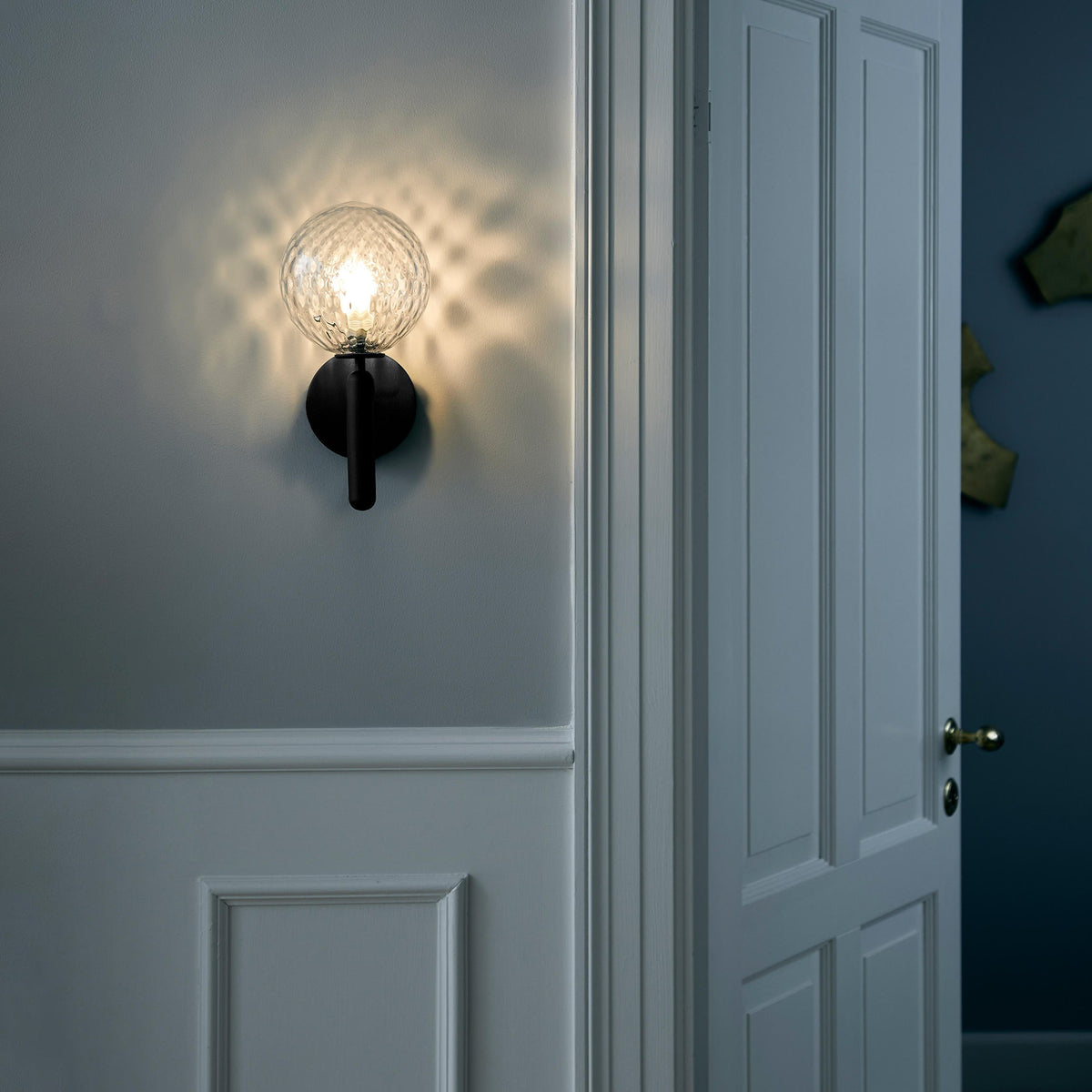 Kynlo Wandleuchte Mit Stecker Transparent Optisches Glas Kugel Nordisch Minimalistisch für Schlafzimmer