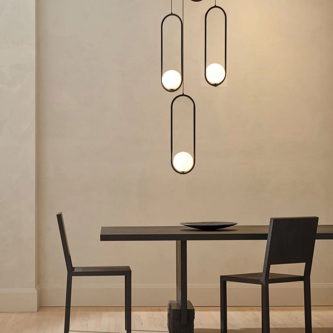 Cyvora Kronleuchter zeitgenössische minimalistische Kronleuchte aus Glas in Kombination