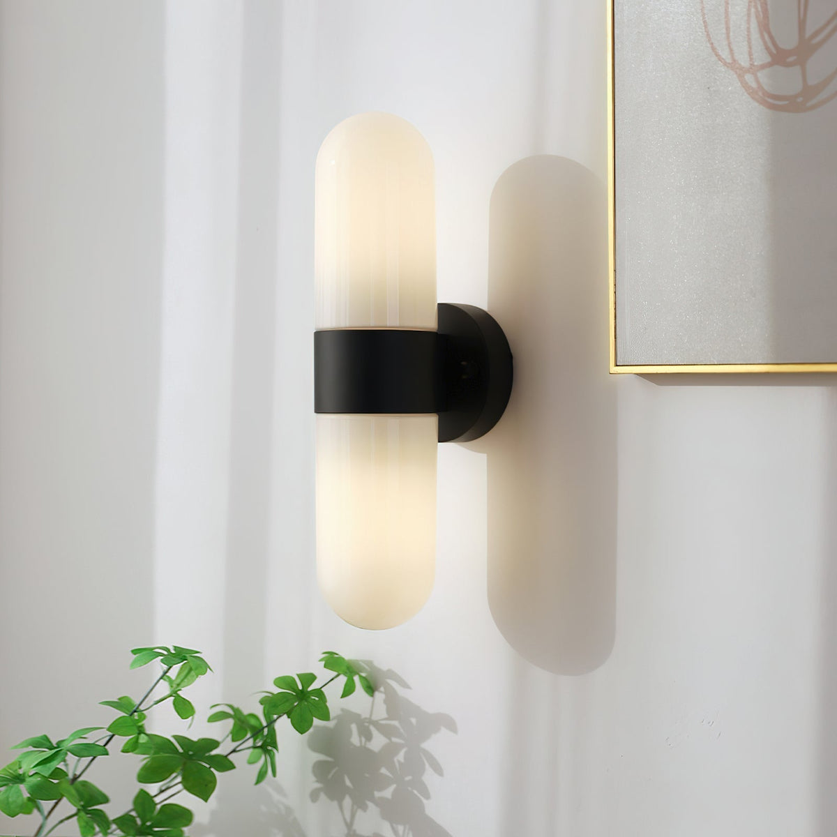 Wandleuchte aus Metall und Glas, moderner minimalistischer vertikaler Sockel für das Schlafzimmer | Cielum