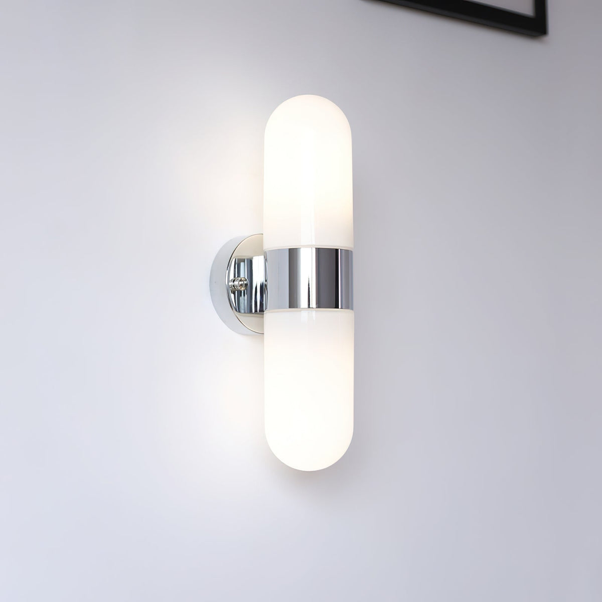 Wandleuchte aus Metall und Glas, moderner minimalistischer vertikaler Sockel für das Schlafzimmer | Cielum